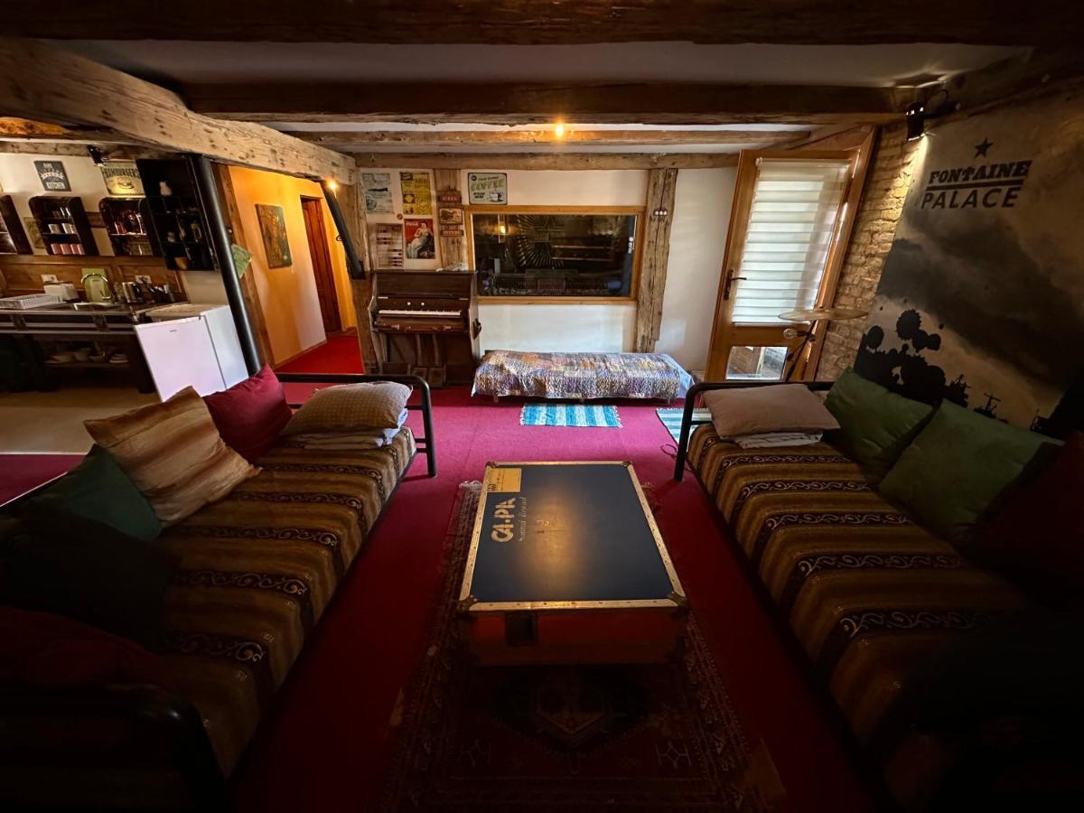Fontaine Mansion Apartment Liepaja Luaran gambar
