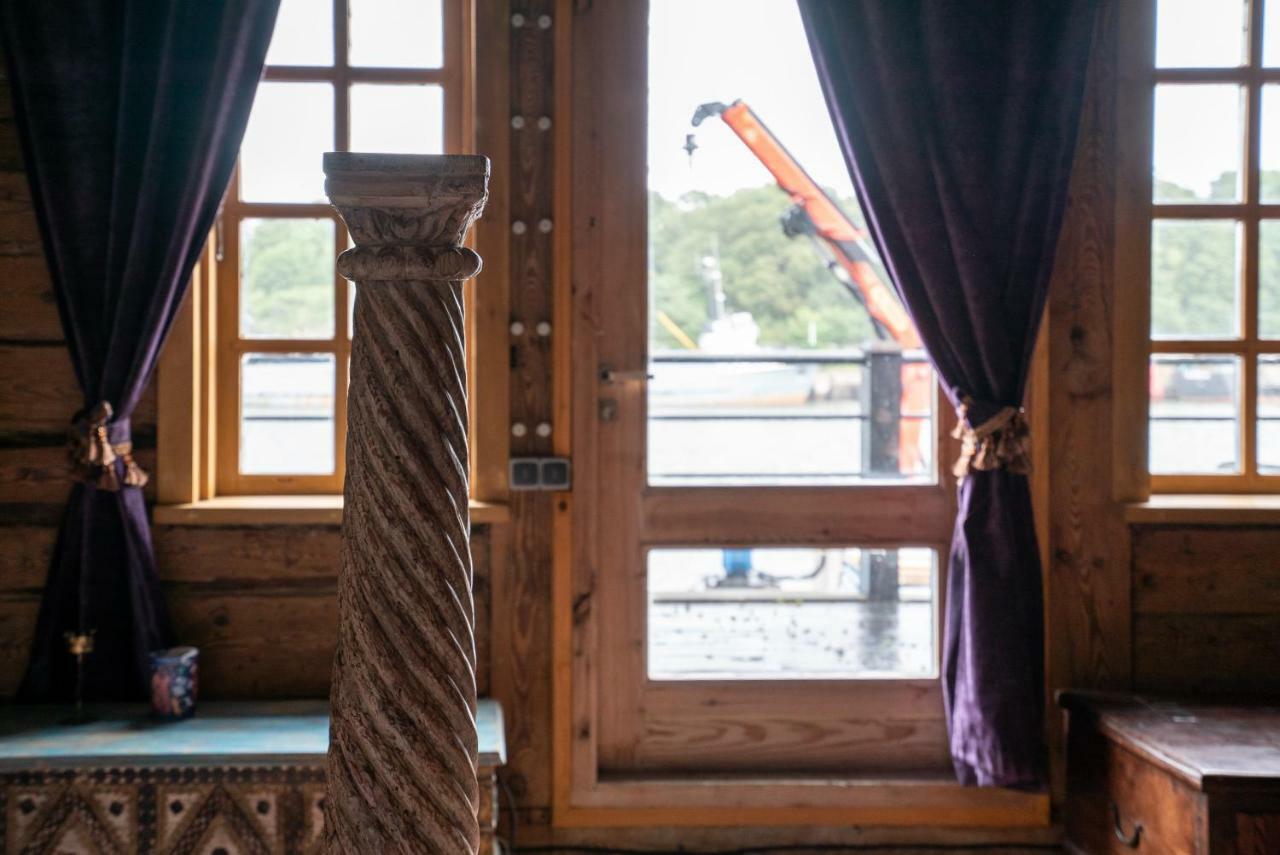 Fontaine Mansion Apartment Liepaja Luaran gambar